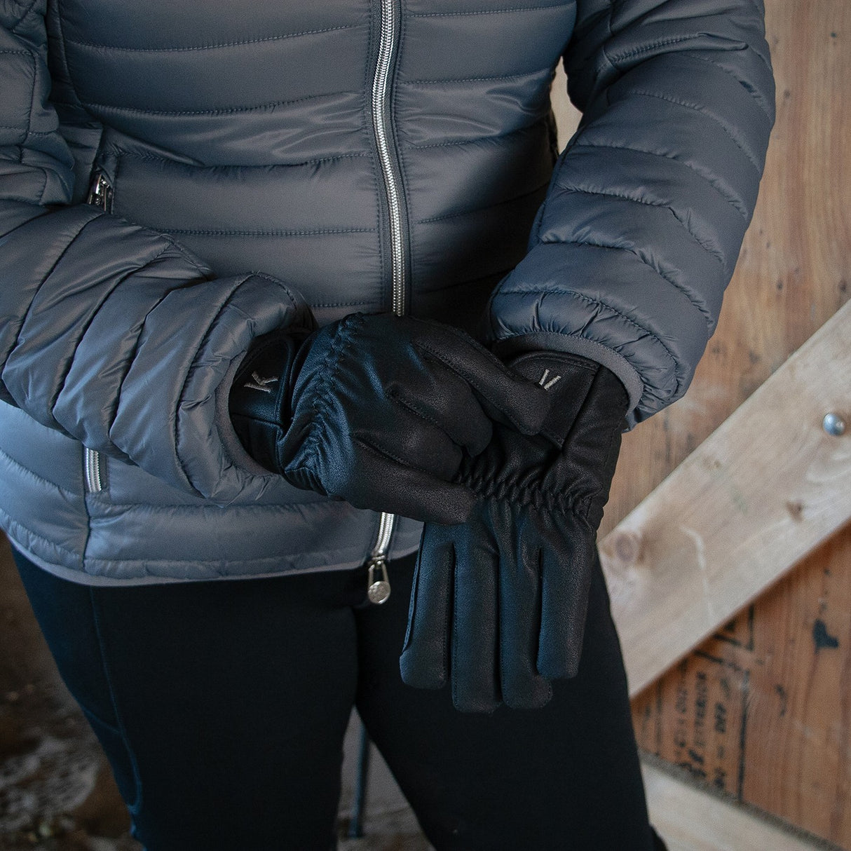 Konekt Elevate Winter Gloves