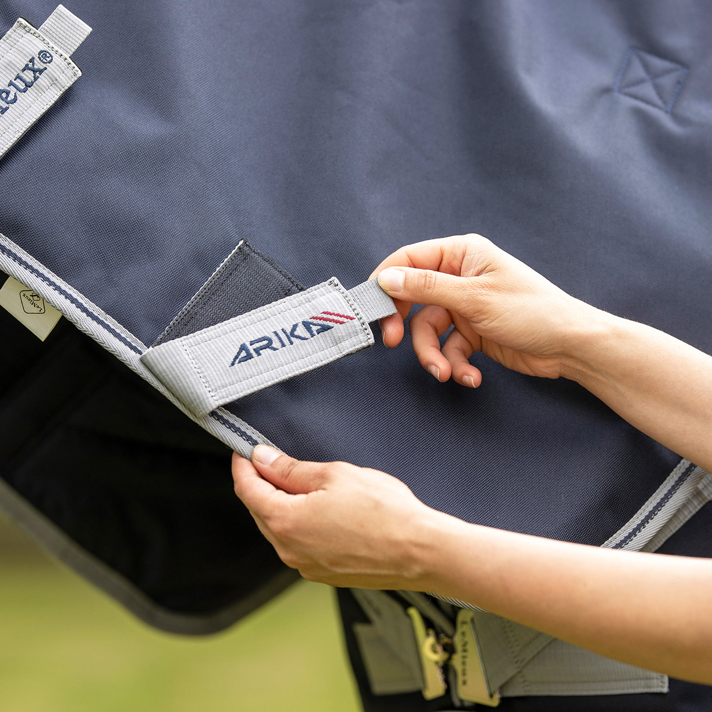 Couverture de pluie Featherweight LeMieux Arika 0 g