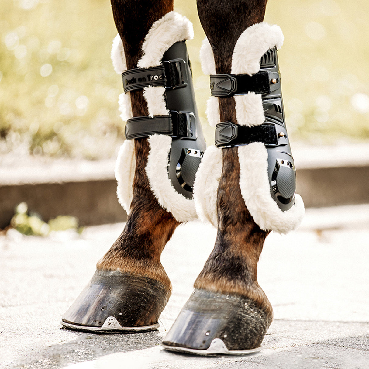 Back on Track Airflow Tendon Boots W/ Faux Fur