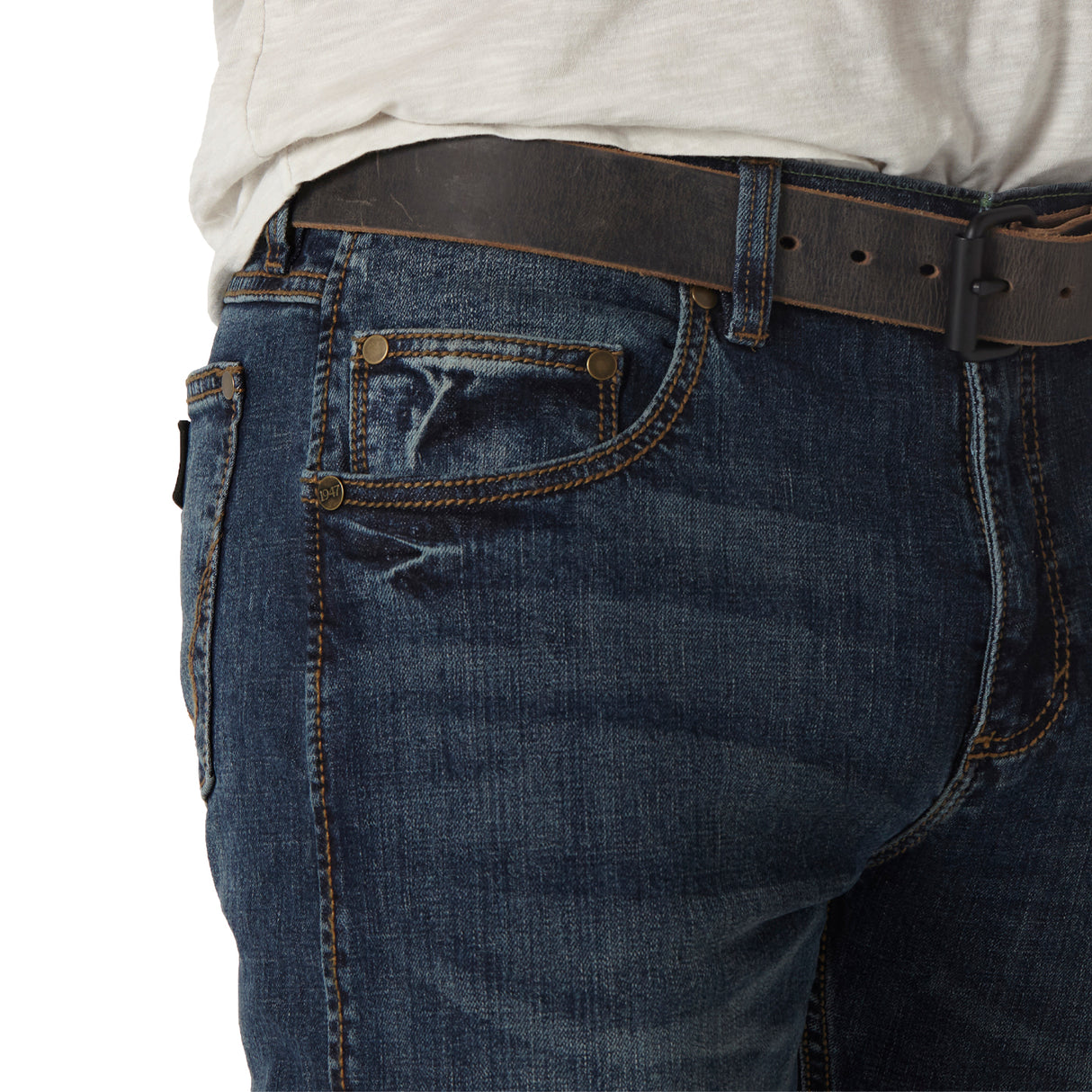 Wrangler Retro Slim Fit Straight Jean - Men's