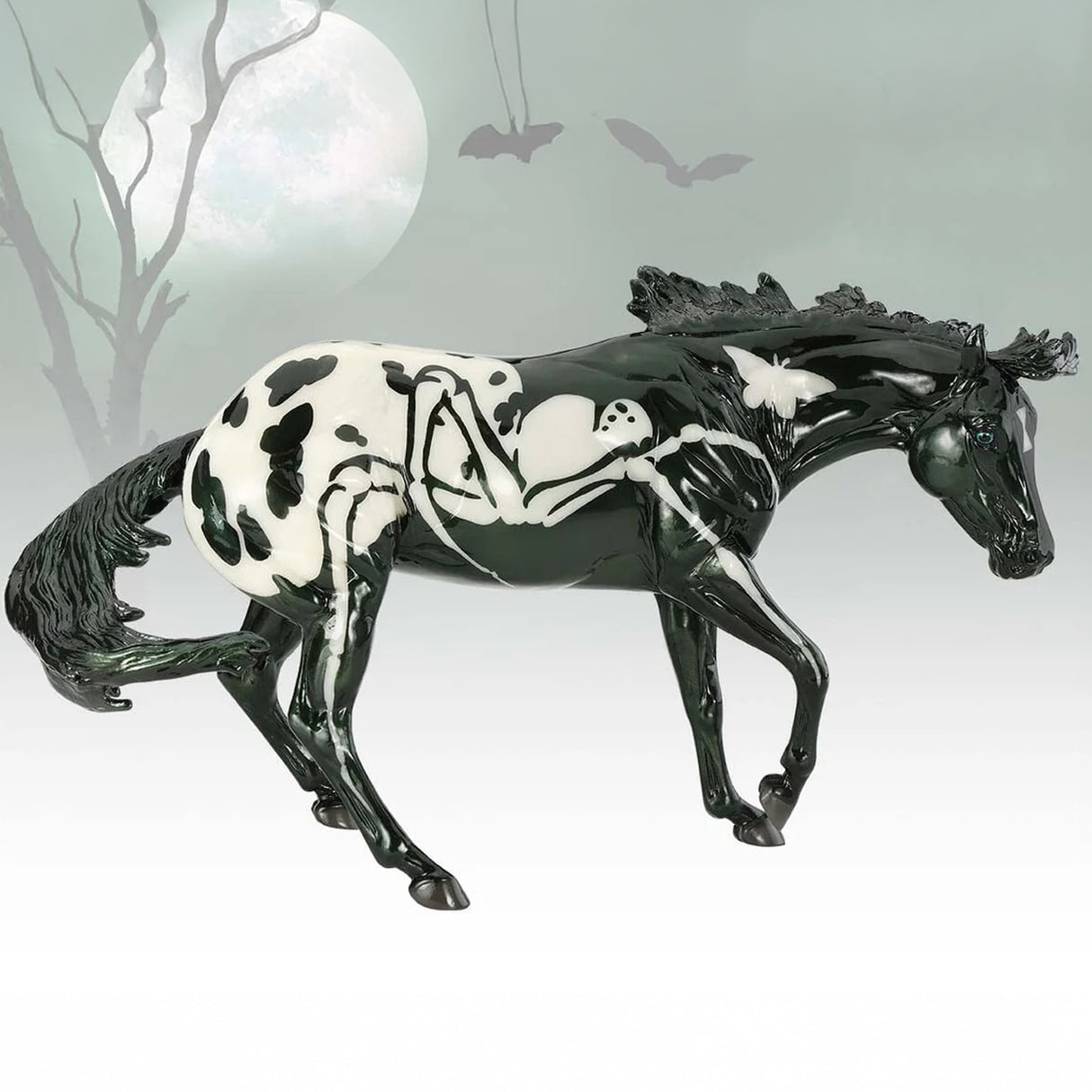 Cheval d'Halloween traditionnel Breyer Arachne 2025