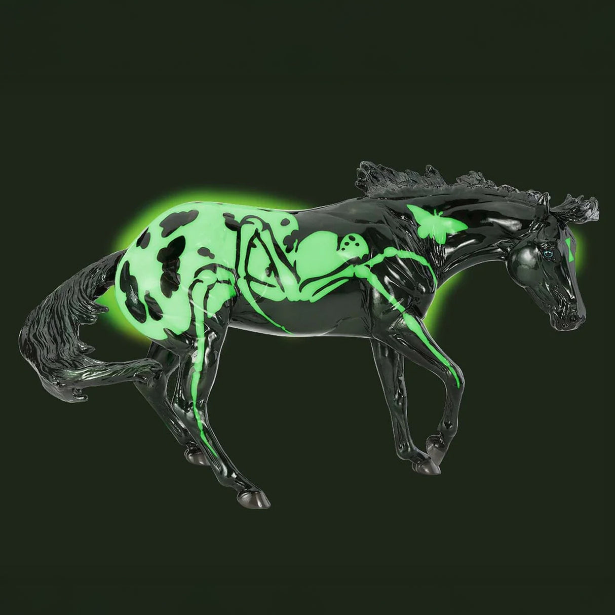 Cheval d'Halloween traditionnel Breyer Arachne 2025