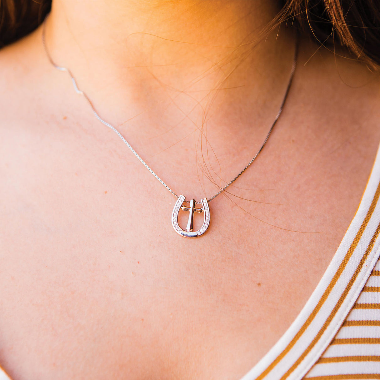 Kelly Herd Small Horseshoe Cross Necklace