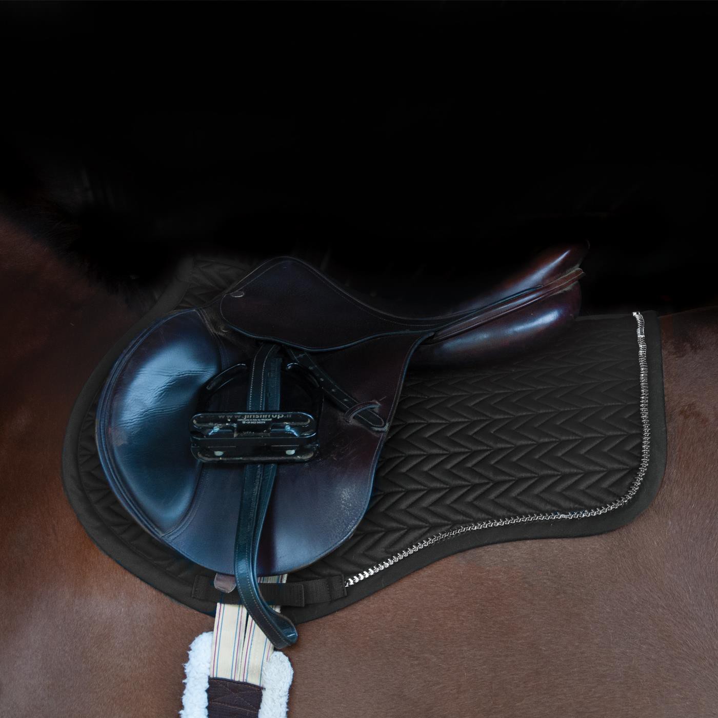 Tapis de selle Shedrow Saber