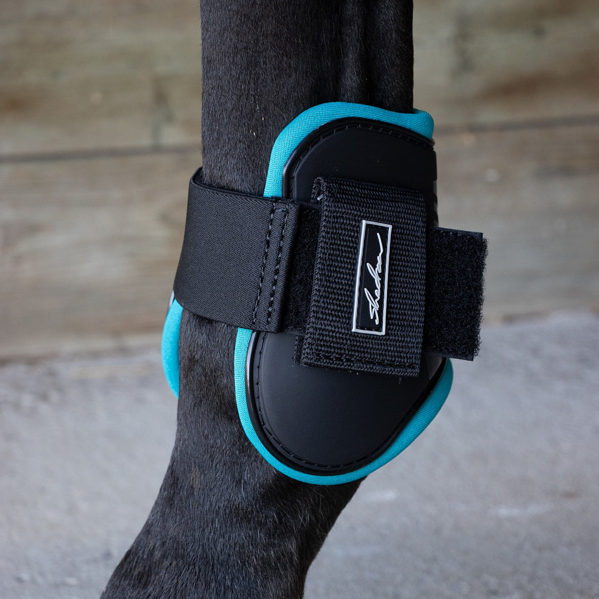 Shedrow Fetlock Boots W/ Coloured Lining