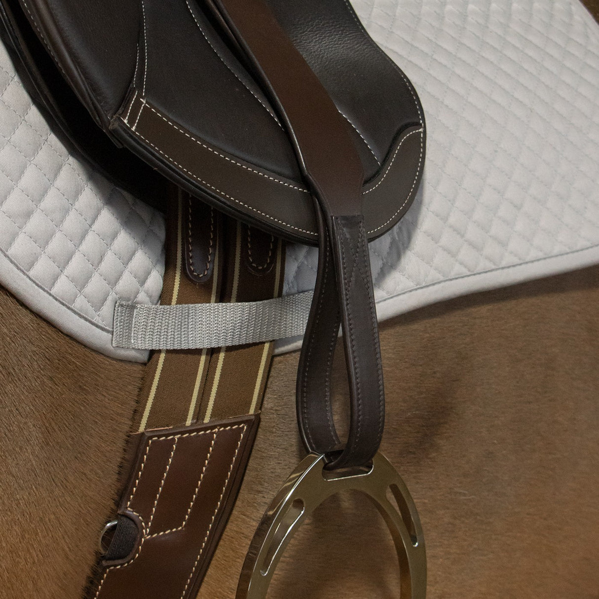 Val du Bois Wide Stirrup Leathers