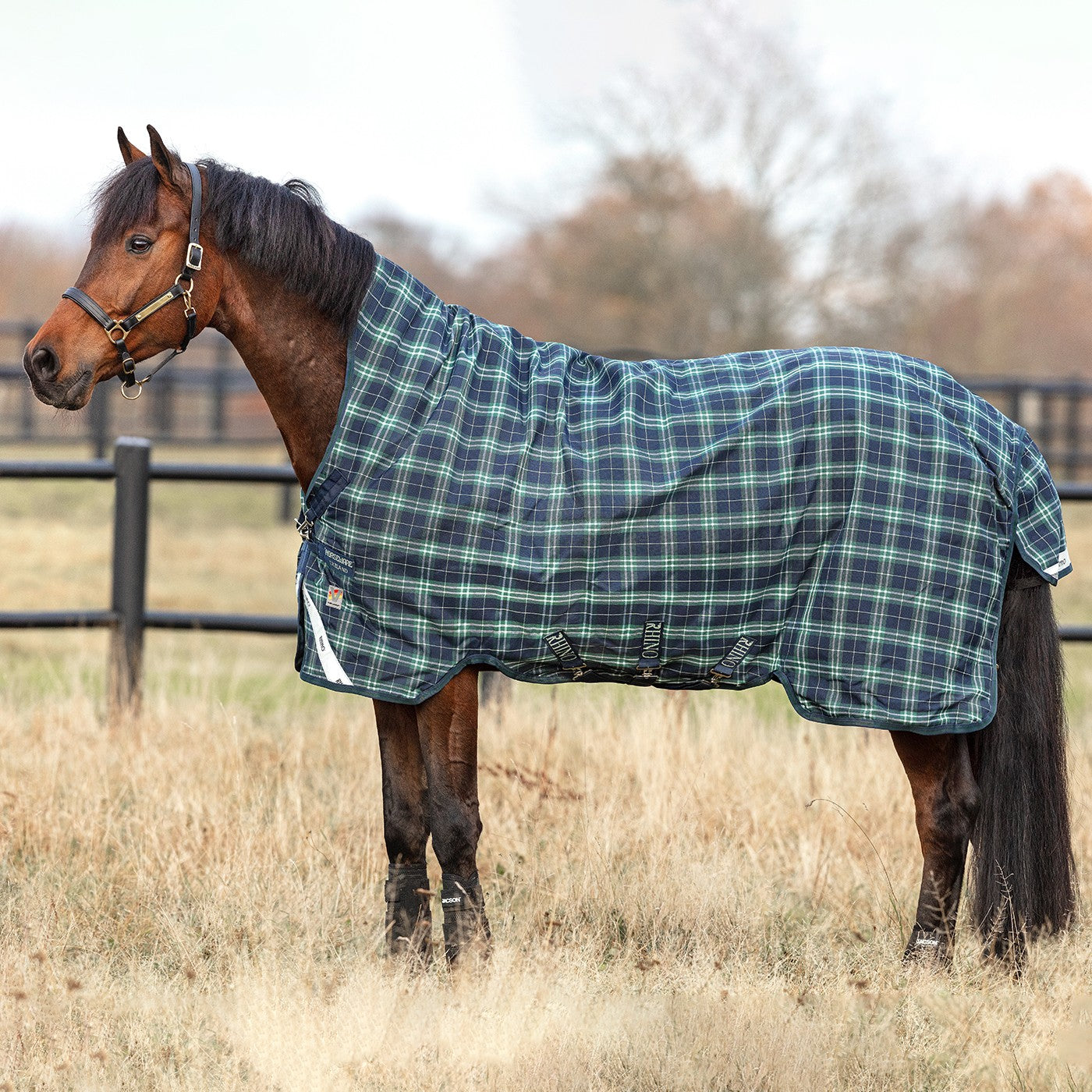 Rhino Wug Medium Vari-Layer Turnout Blanket 250 g