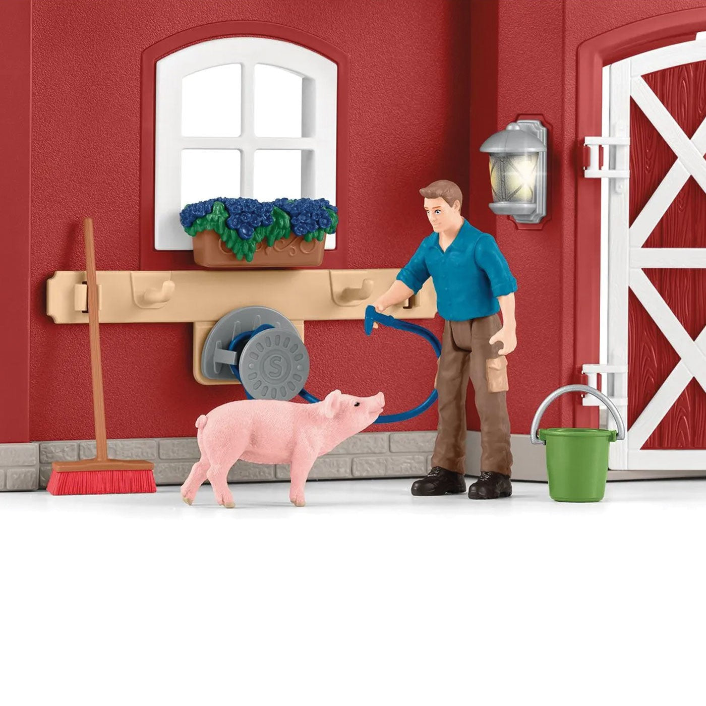 Schleich Farm World Grange rouge