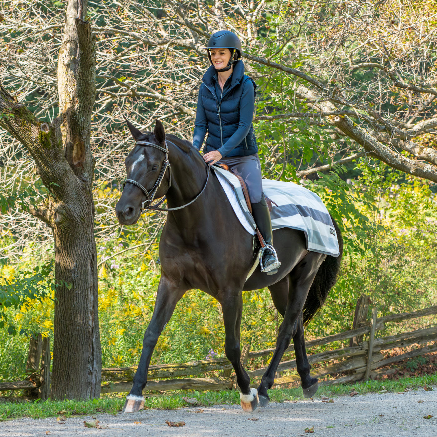 Supra Fleece Exercise Sheet – Greenhawk Equestrian Sport
