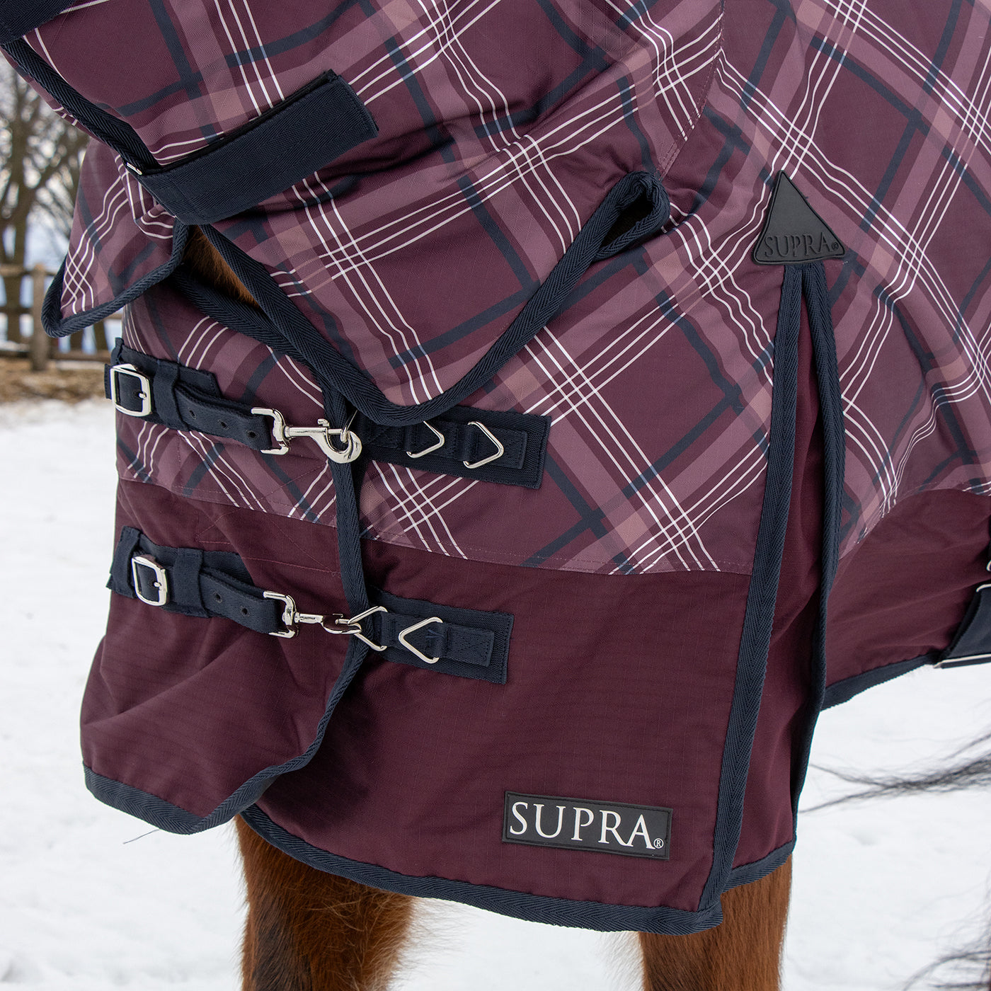Supra Full Neck Turnout Blanket 300 g – Greenhawk Equestrian Sport