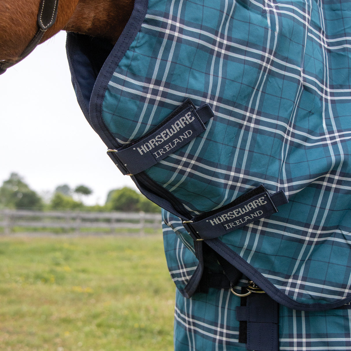 Couverture d'extérieur Greenhawk Rhino Plus Lite 0 g