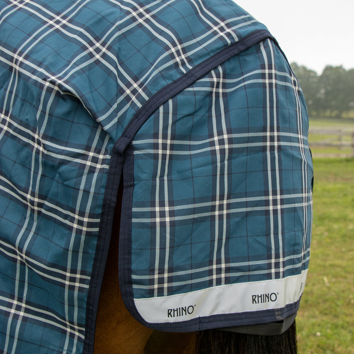 Couverture d'extérieur Greenhawk Rhino Plus Lite 0 g