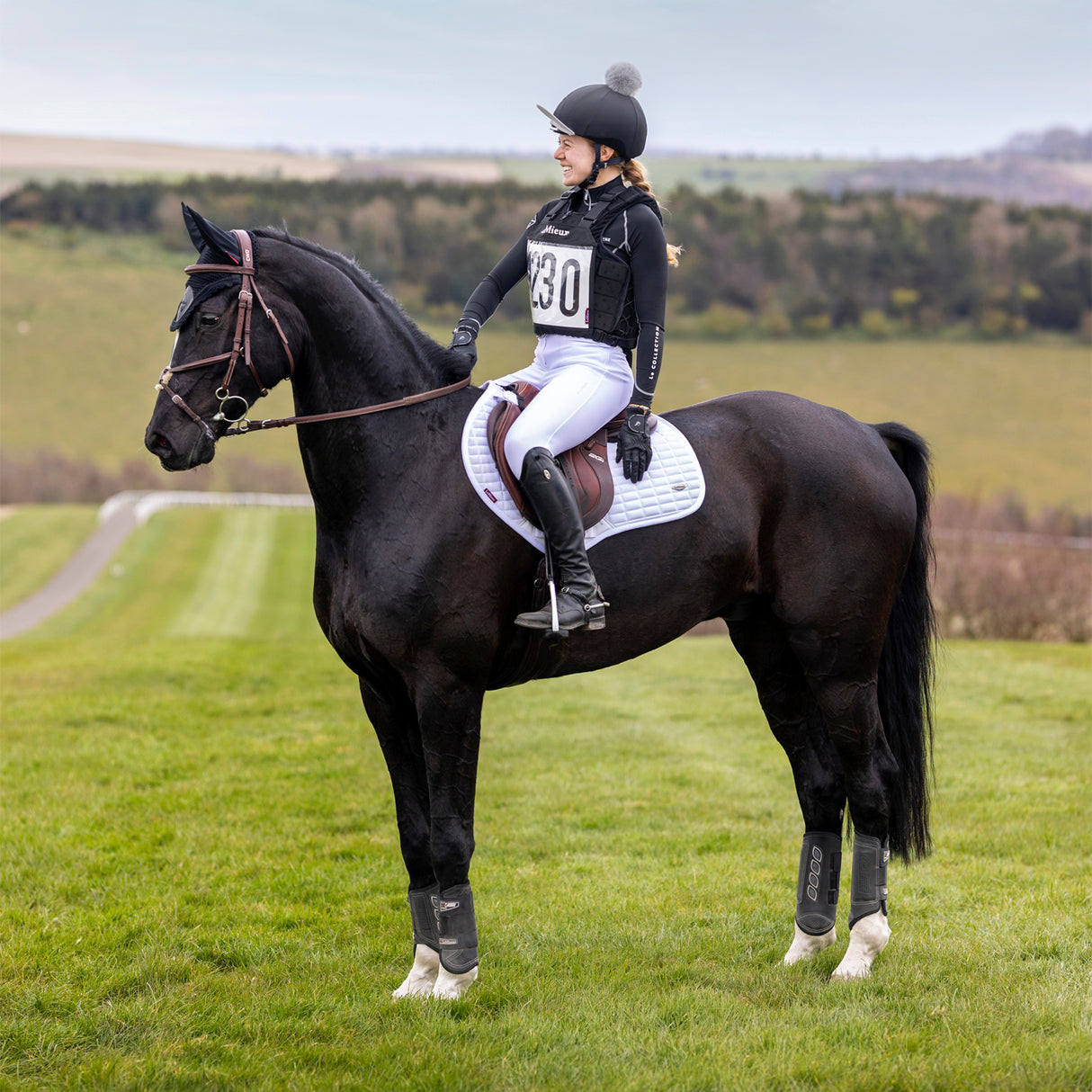 LeMieux Self-Cool Close Contact Saddle Pad