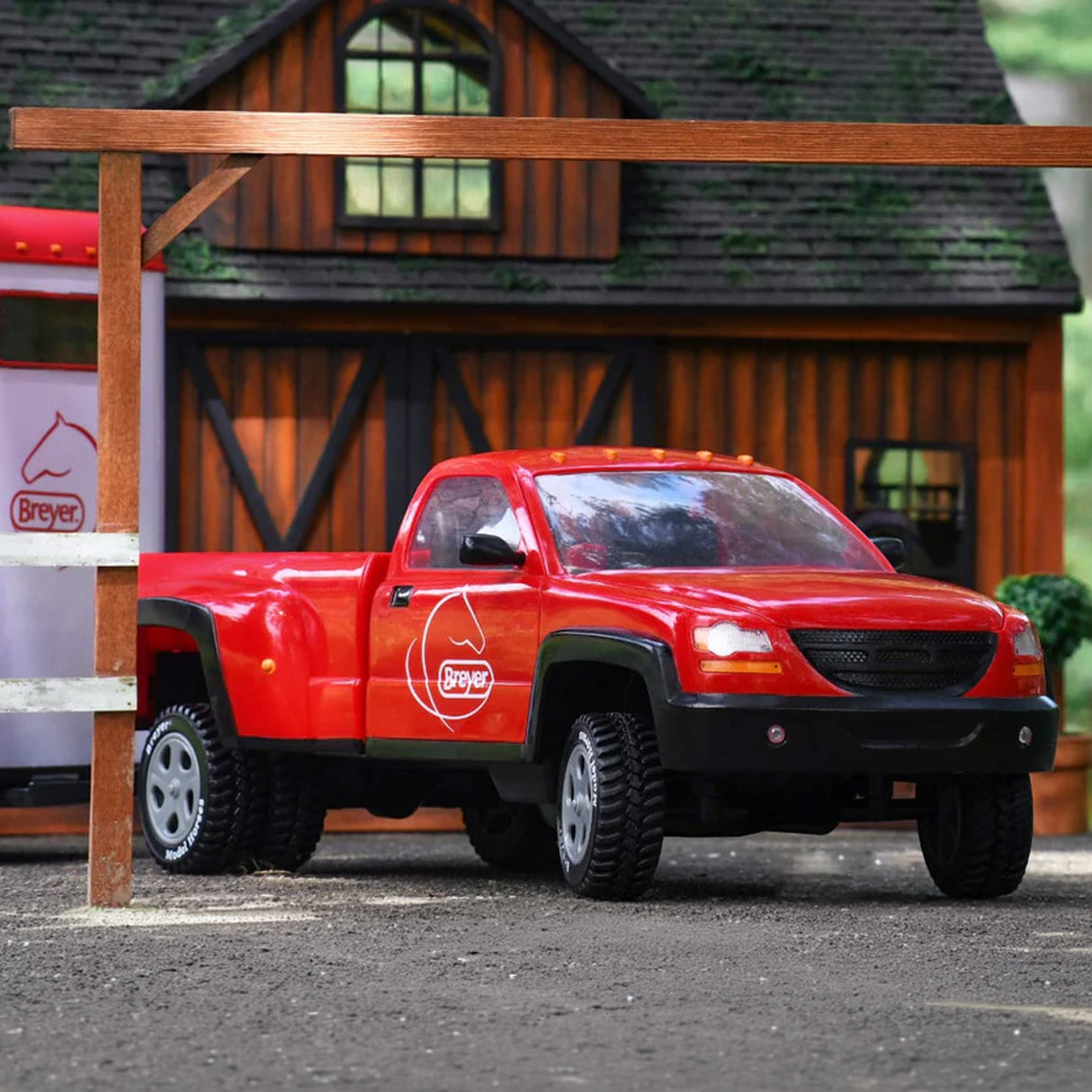 Breyer Traditional Series Dually Truck