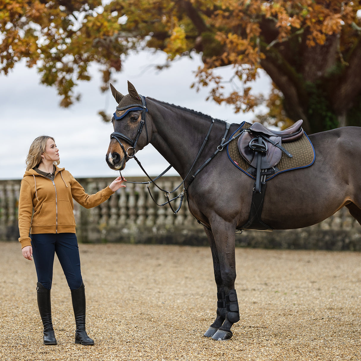 LeMieux Classic Suede Close Contact Square Saddle Pad