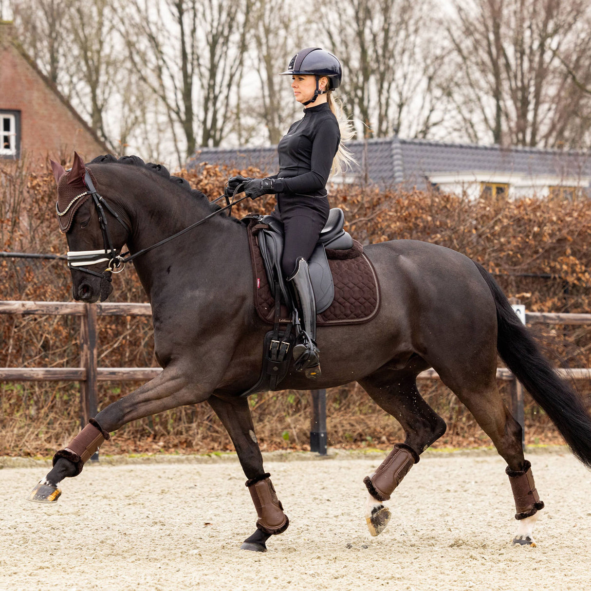 Tapis de selle de dressage en daim cristal LeMieux