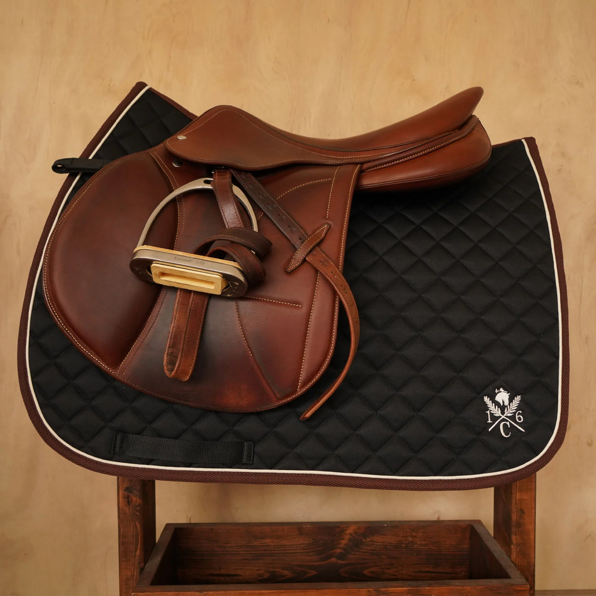 Sixteen Cypress Daily Sport Jumper Saddle Pad
