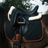 Tapis de selle de dressage Sixteen Cypress Daily Sport - Texte manquant
