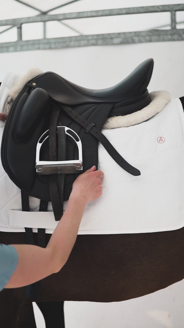 Anatomeq Prefeq Dressage Saddle Pad